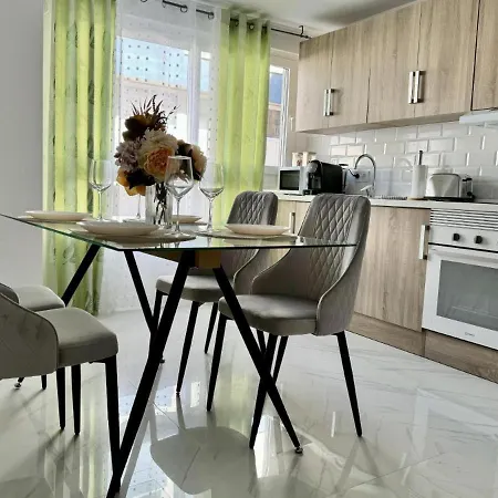 Central Alicante Apartment